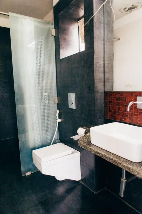 Unit 4 By Red Stone Villas Lonavala Bagian luar foto