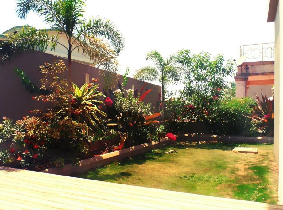 Unit 4 By Red Stone Villas Lonavala Bagian luar foto